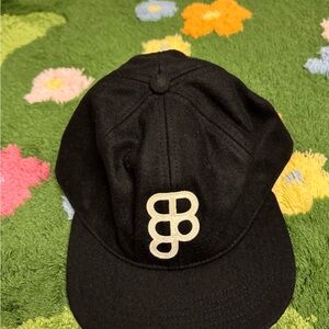 Figma on brand felt cap (black)